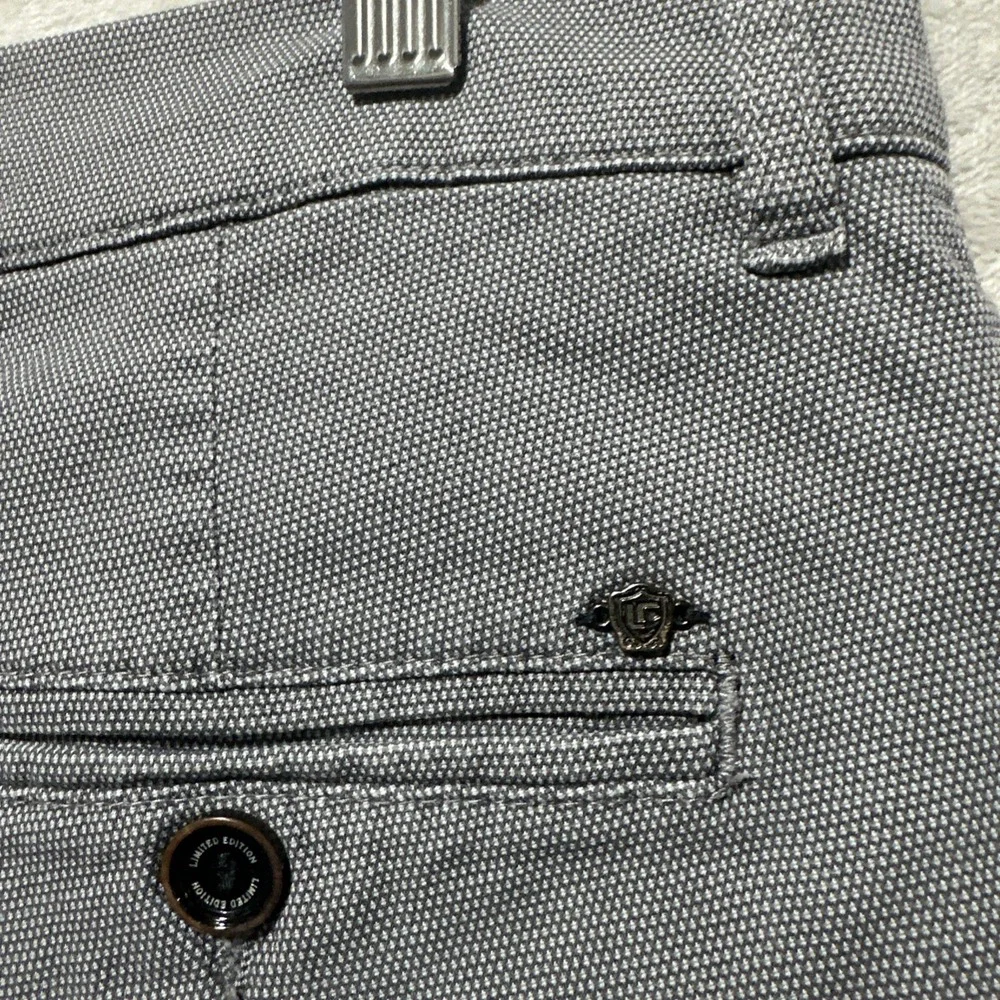 LCDN Limited Edition Chinos Sport Mens Pants EU Size 46 Textured Gray Spain Made